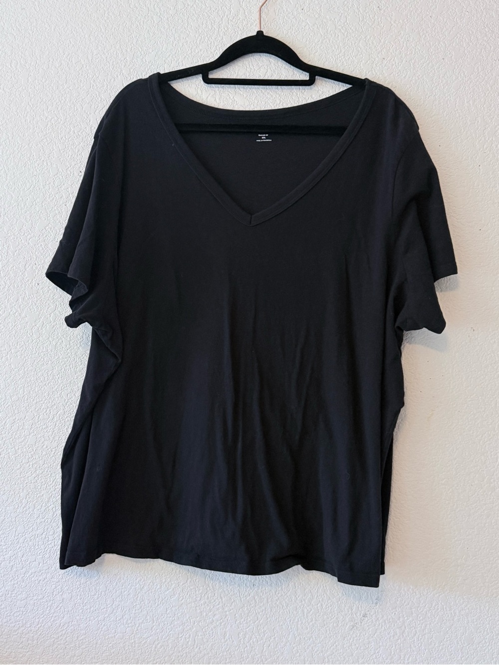 Old navy Classic Black V-Neck Women’s Top 0293